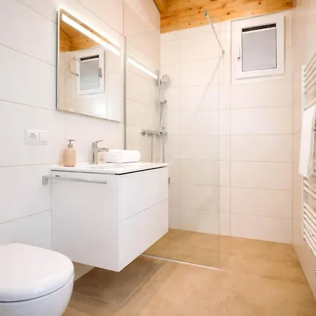 샬레 Tyrolschalet Little Luck With Private Pool & Mountain View By Alpenluxus Collection Rofansiedlung