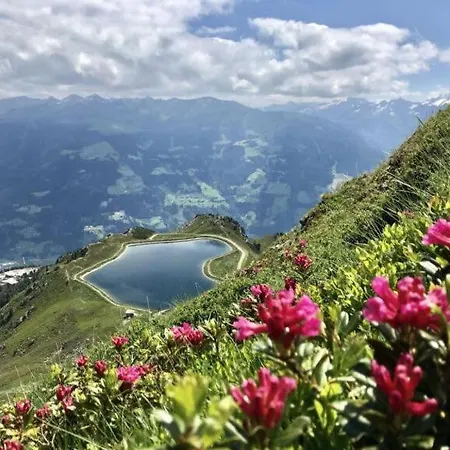 Dağ evi Tyrolschalet Little Luck - Private Pool & Mountain View
